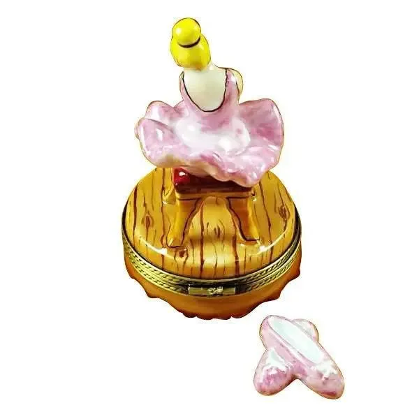 Blond Hair Ballerina with Toe Shoes
