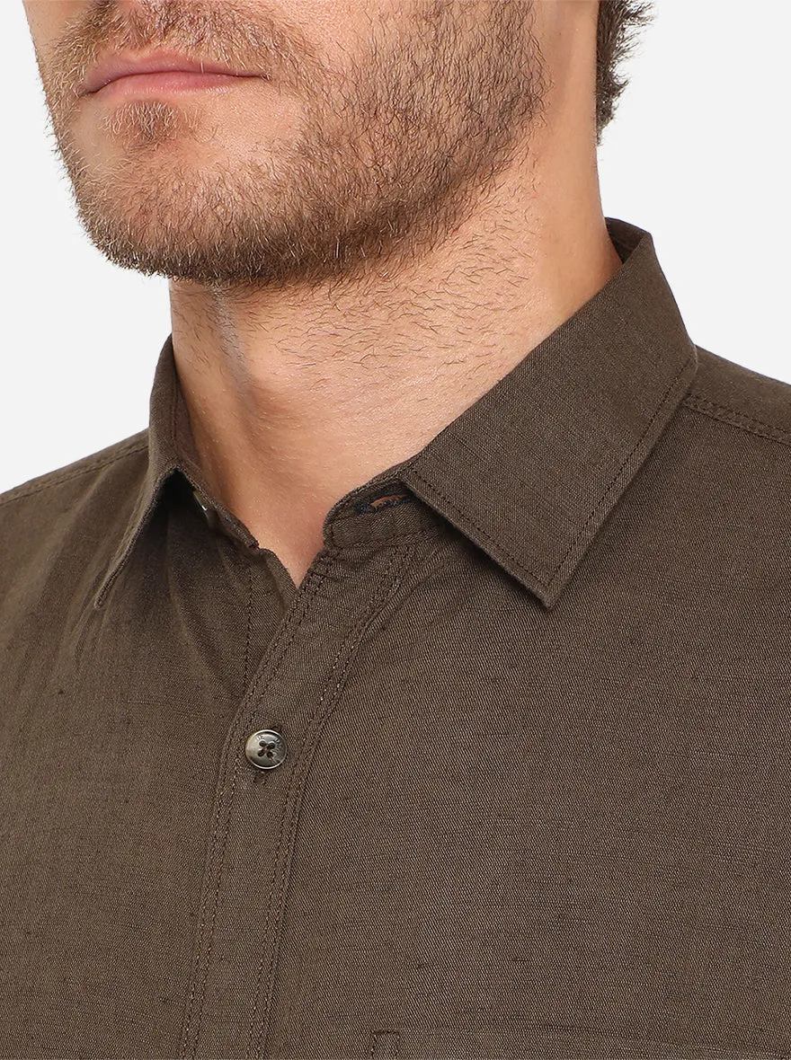 Brown Solid Slim Fit Semi Casual Shirt | JadeBlue