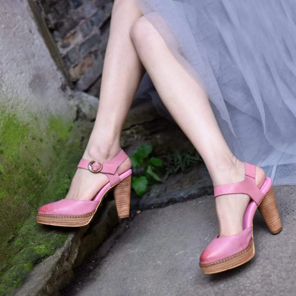 Classika Leather Platform Pumps