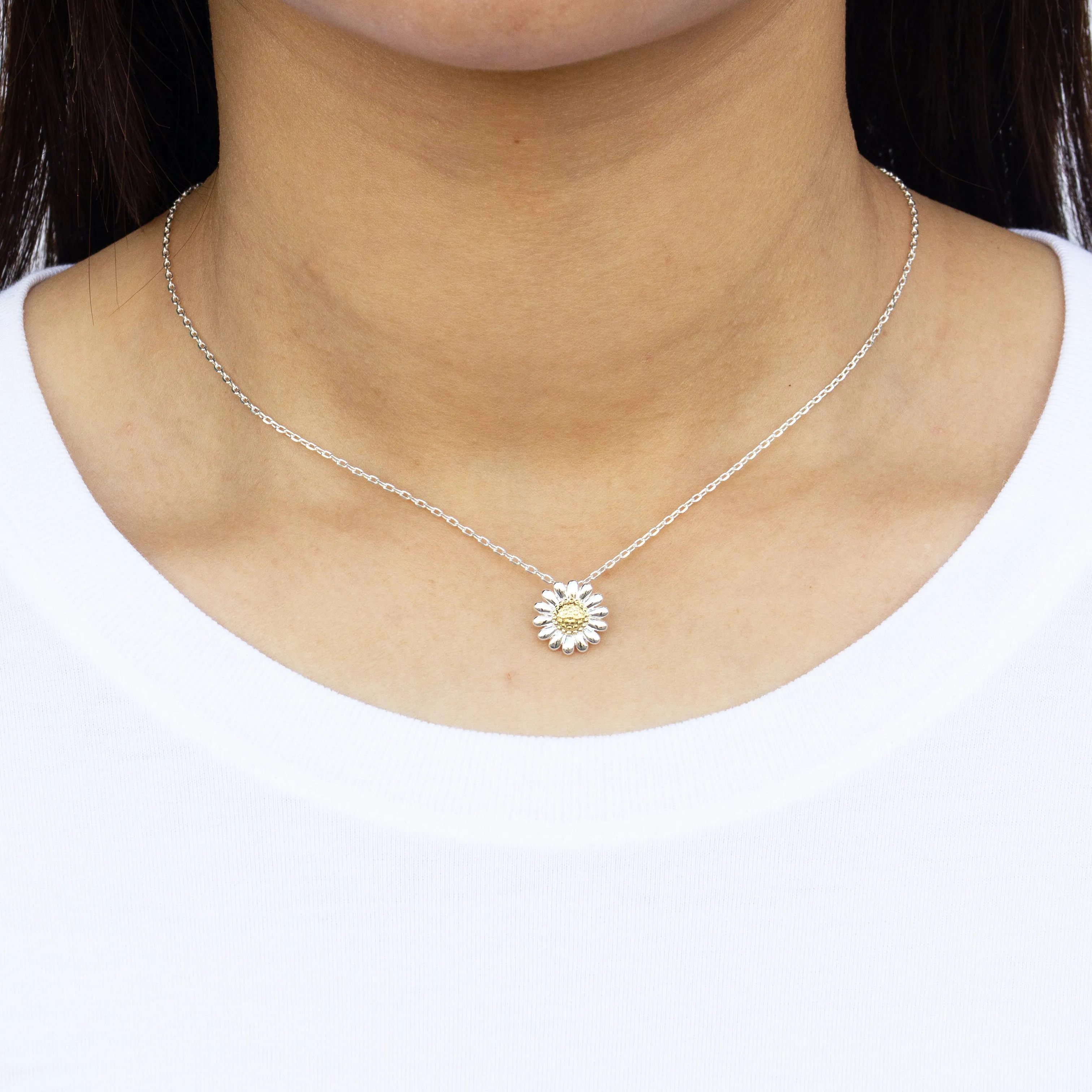 Daisy Necklace