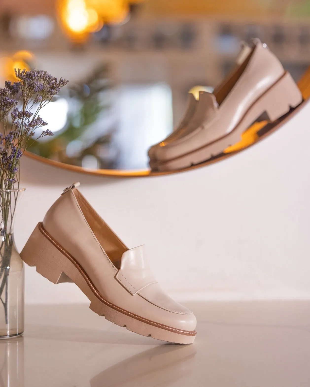 Darry Porcelain Leather