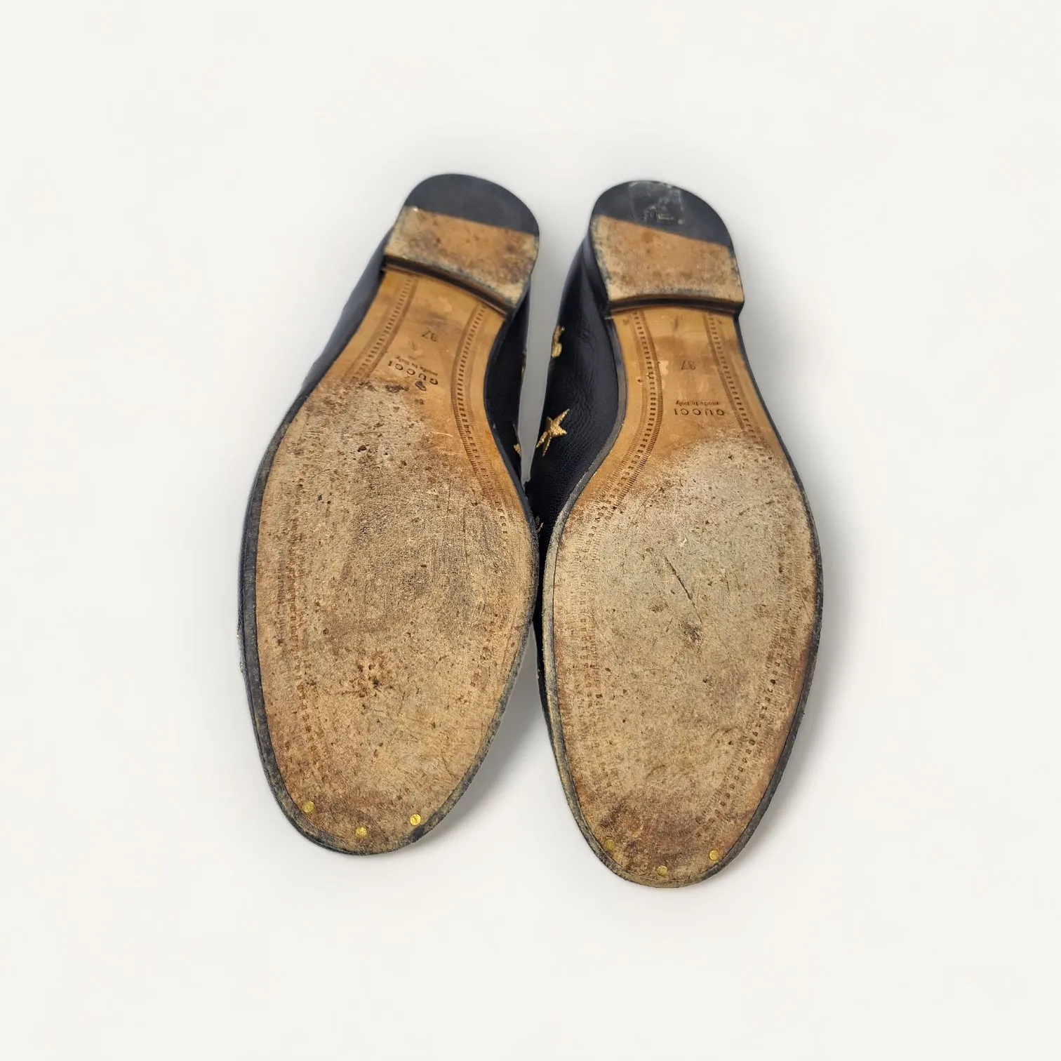 Mocassim Gucci Jordaan Horsebit Embroidered Bee Preto