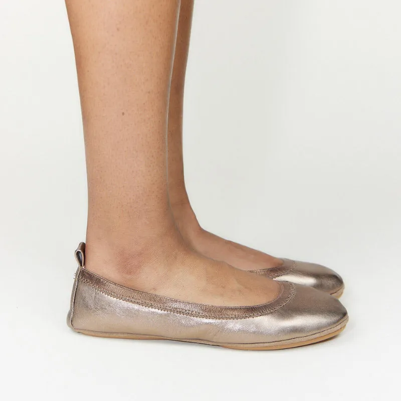 Samara Foldable Ballet Flat in Bronze Leather
