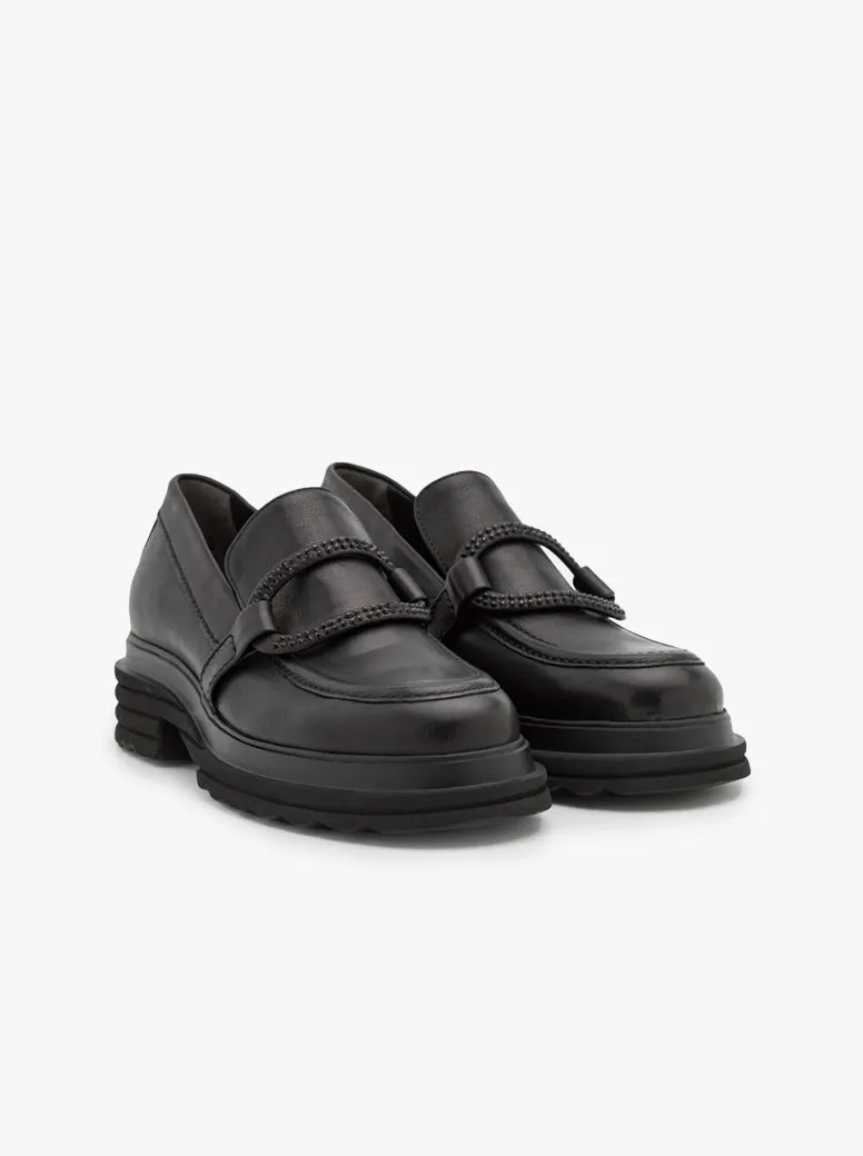 Zip black